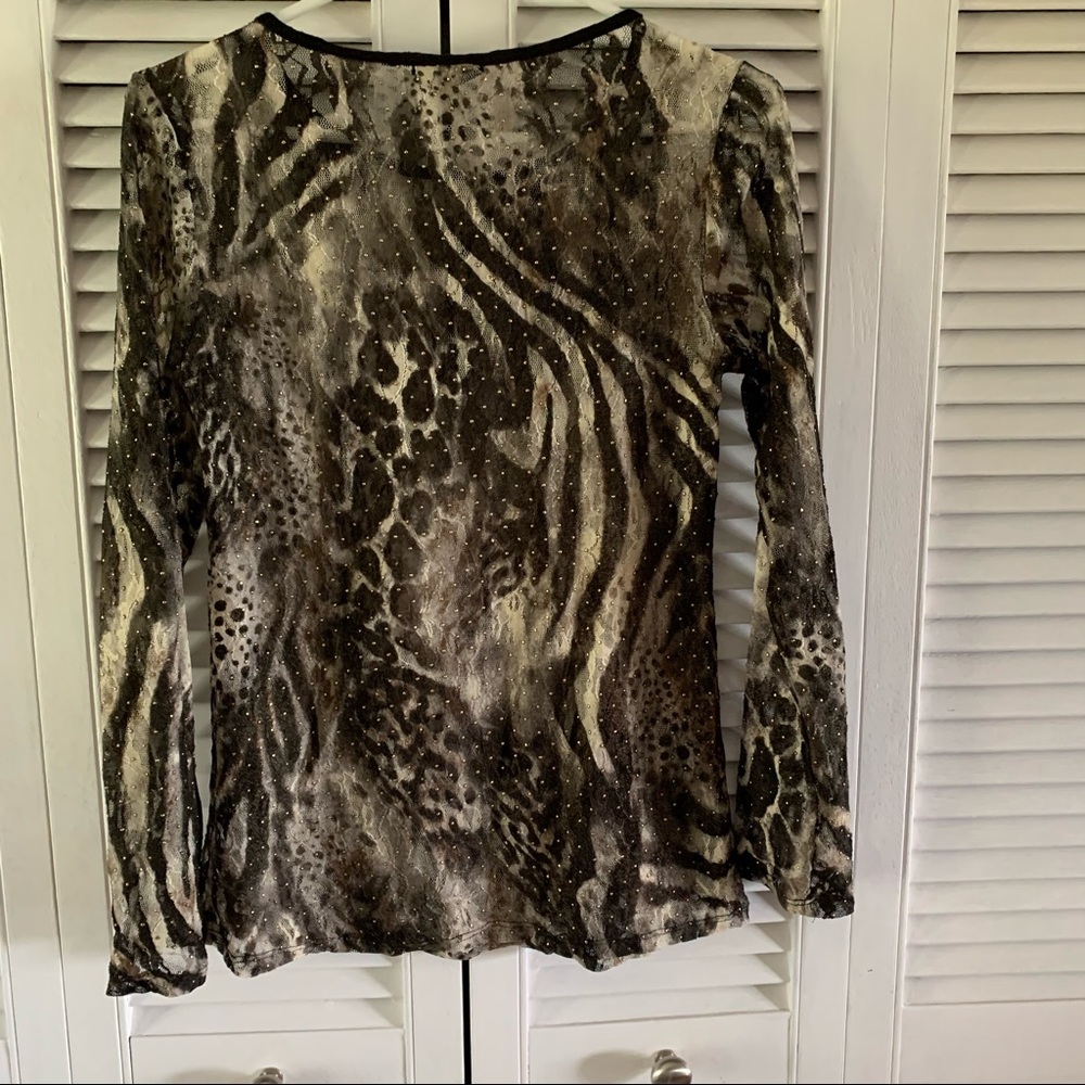 Seduction Long sleeve Top - Picture 2 of 3